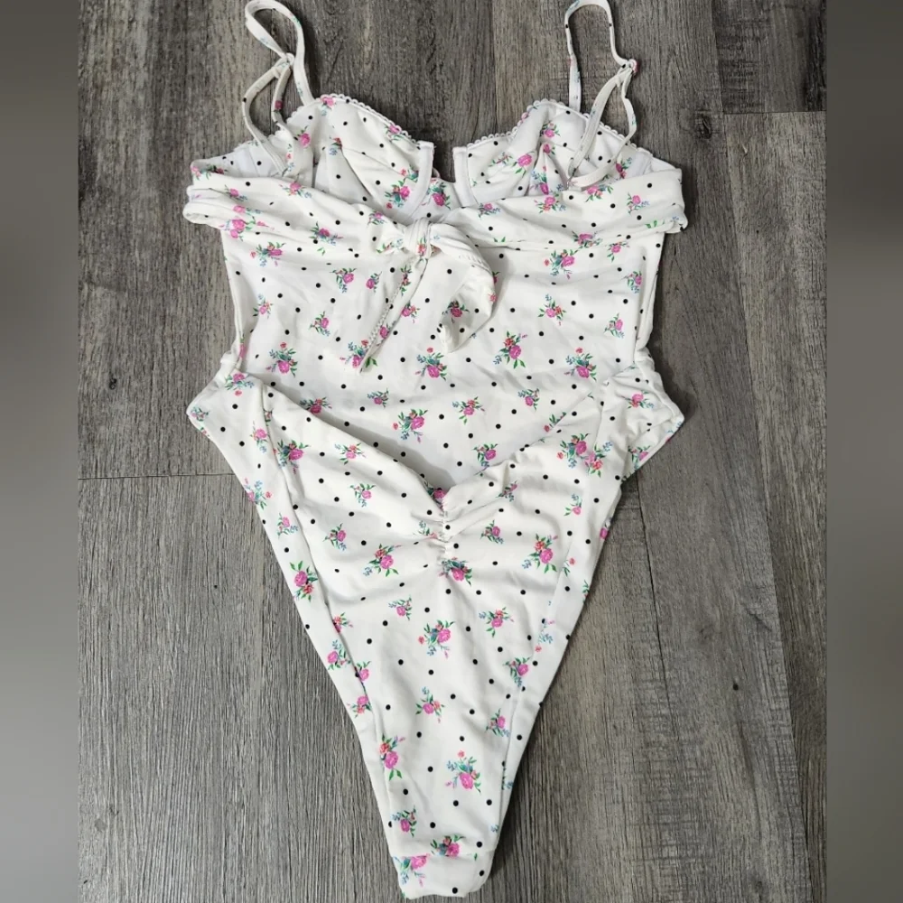 For Love And Lemons love lemons
